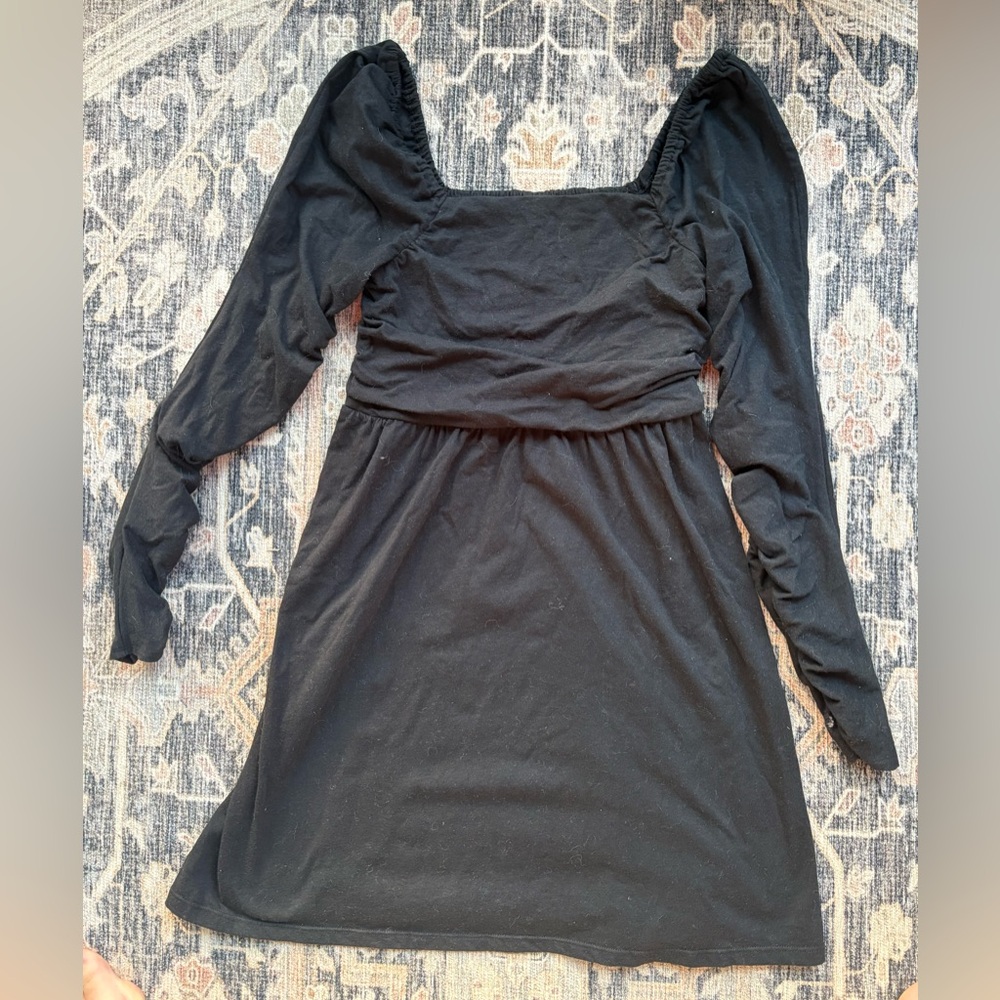 GAP Black Long-Sleeve Puff-Shoulder Square Neck Dress